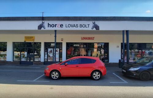 Horze Lovasbolt Bábolna